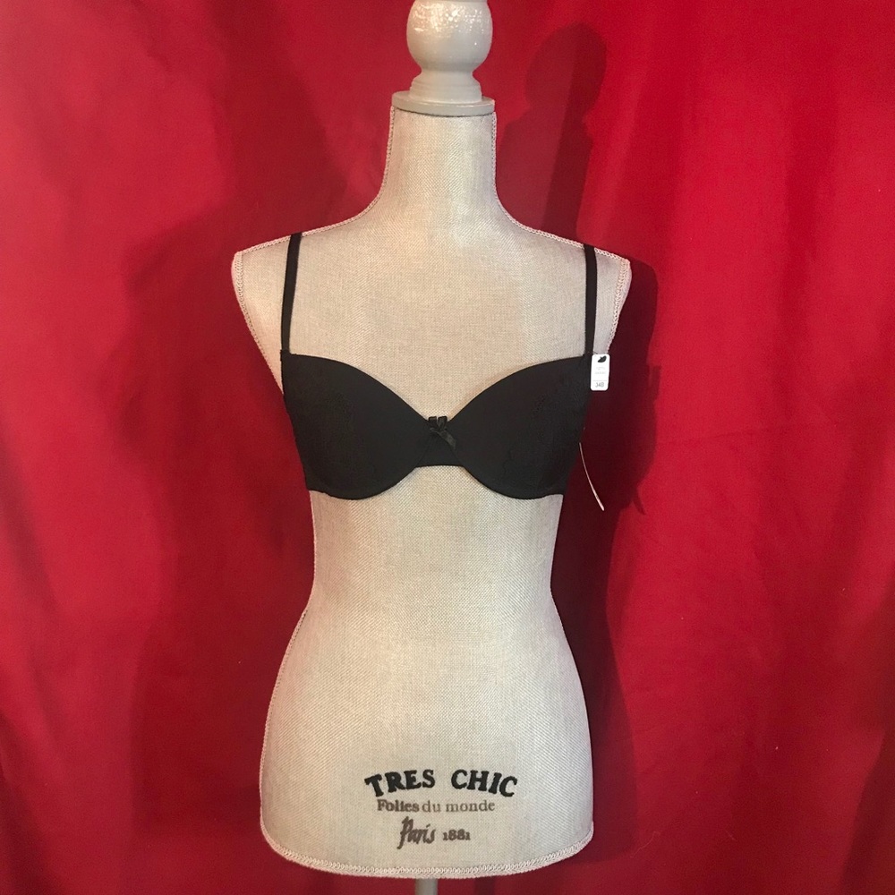 Sophie b intimates black bra NWT